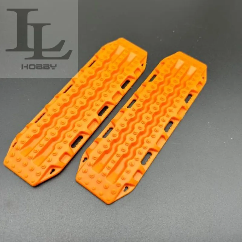 

A Pair of Anti Slip and Anti Sinking Plates for 1/10 RC Crawler Car AXIAL SCX10 Traxxas TRX4 Defender Creative Accessories