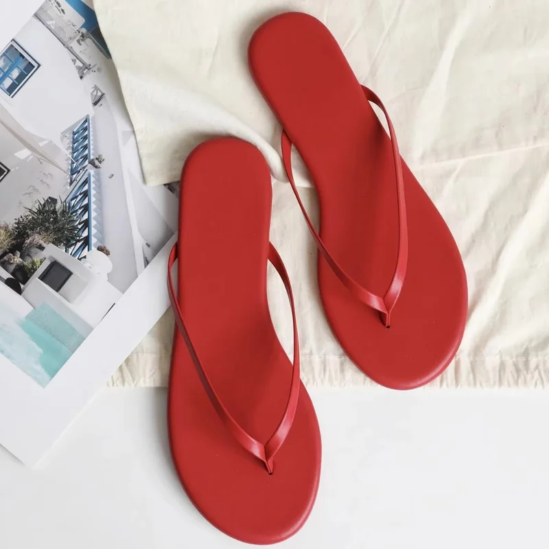 2026 New Spring/summer Women's Slippers Candy Colored Beach Sandals Outdoor Wild Fashion Women's Flip Flops