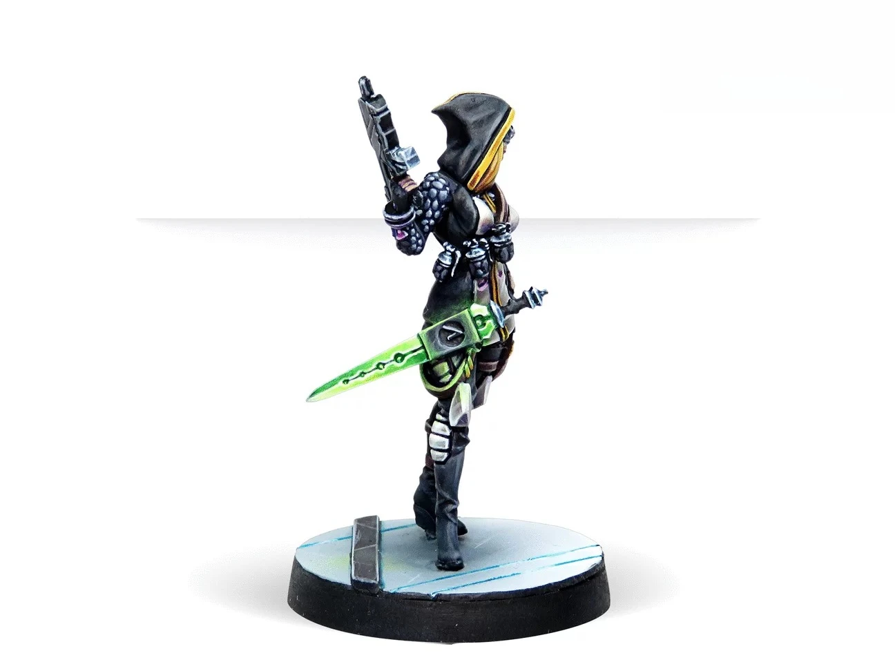 

Optimize Huntress Tabletop Game, Cast Resin Model Assembly Kit Resin, Unpainted