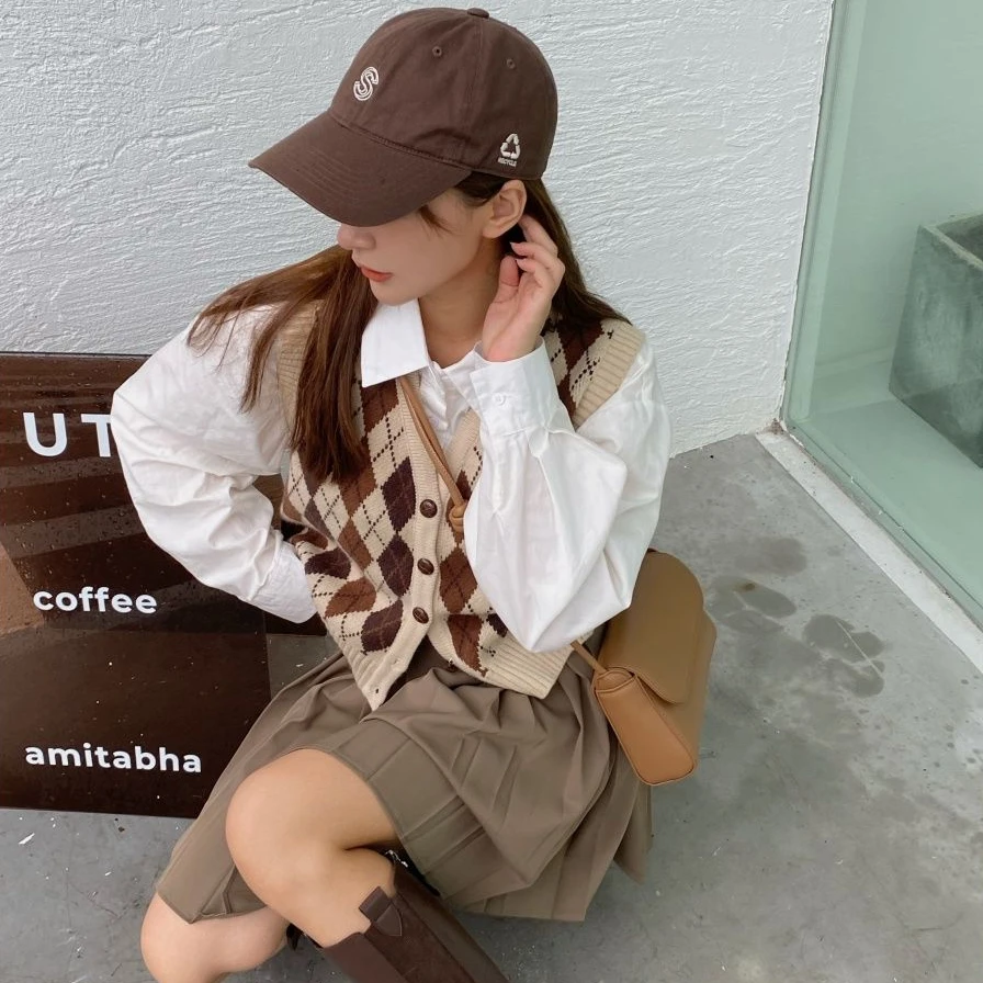 Knitting Sweater Vest Women Retro All-match Single Breasted Argyle Vests Preppy Style Chic Kawaii Sleeveless Sweaters Students