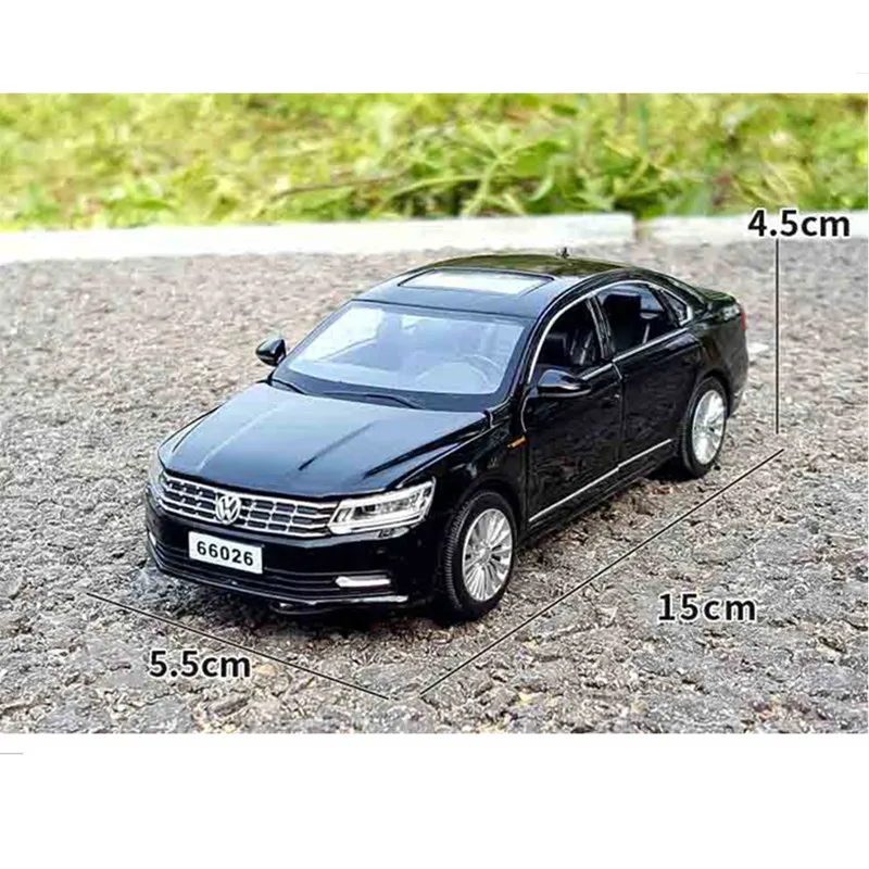 1:32 Passat VW Volkswagen Diecast Scale toy Car Models 6 Openable Doors Metal Model Sound And Light Pull Back SUV Toys for kids