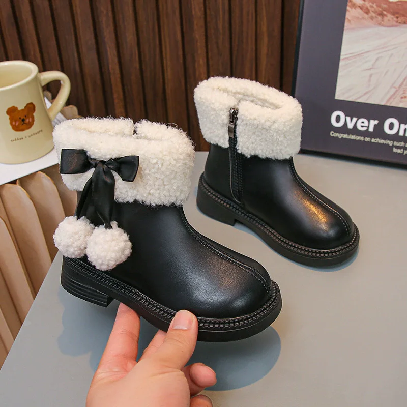 2026 New fashion Girls Snow Boots Winter Comfortable Thick Warm Kids Boots Thick Children Autumn Cute Boys Boots Princess Shoes