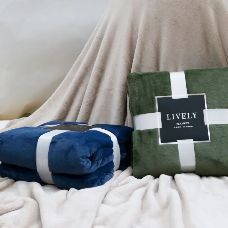 

Solid Color Flannel Blanket Bedding with Velvet Sheets Office Nap Blanket Ingle Blanket Ofa Blanket