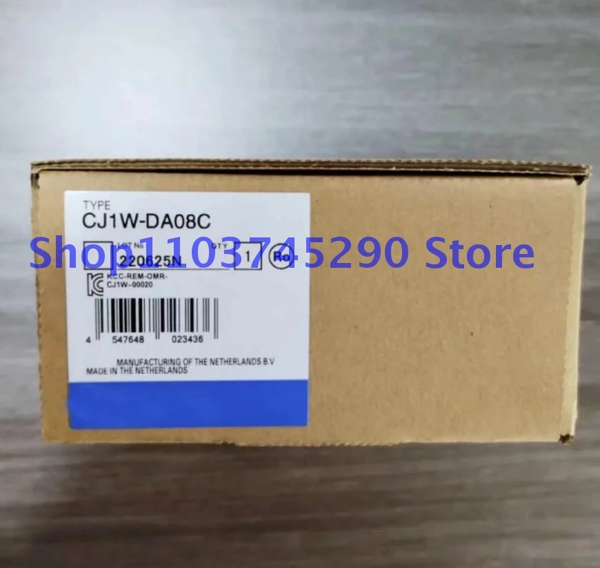 

1PCS PLC Module Brand CJ1W-DA08C Original In Box CJ1WDA08C New