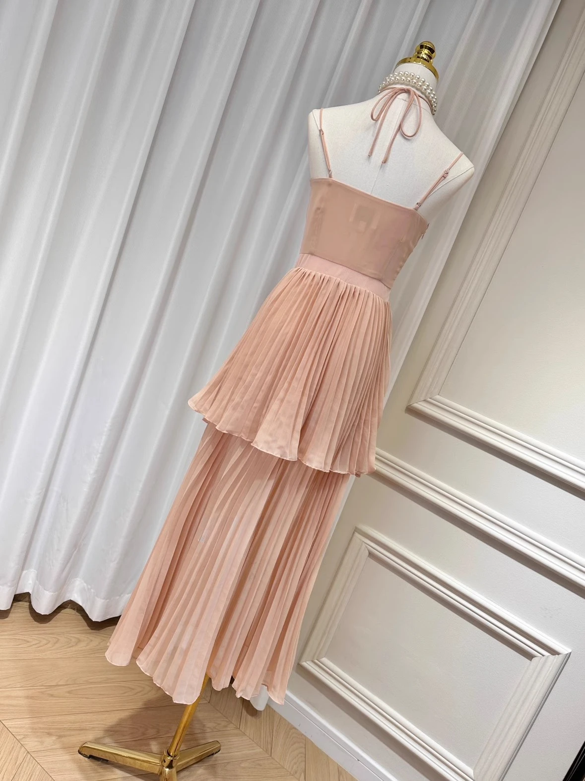 Vestido plissado rosa claro feminino, elegante, em camadas, babados, sem mangas, roupas com alças, decote em v, festa de feriado, aniversário