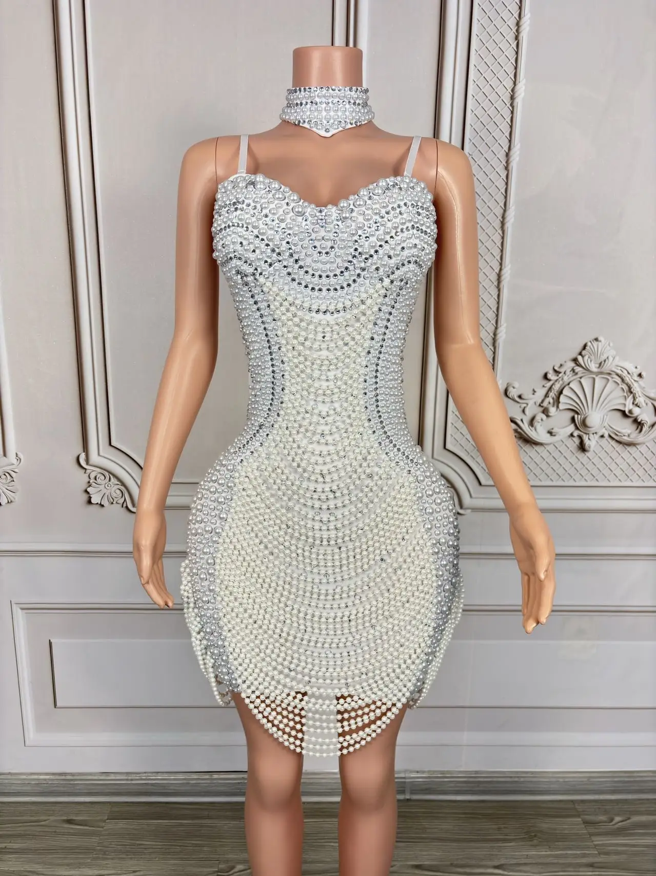 

Gorgeous Pearl Birthday Party Strap Evening Dress Singer Host Carnival Dress Nightclub Women's Wear with Neck Chain yudubai