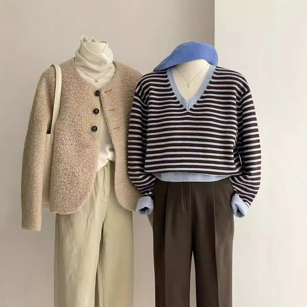 2025 Korean Version Women's Clothing Xiaoxiang Short Jacket Lamb Wool Soft Glutinous Milk Series Age Reducing Small Stature