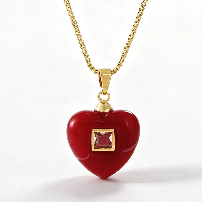 “Love Droplet” Zircon-Set Pendant with Box Chain Necklace