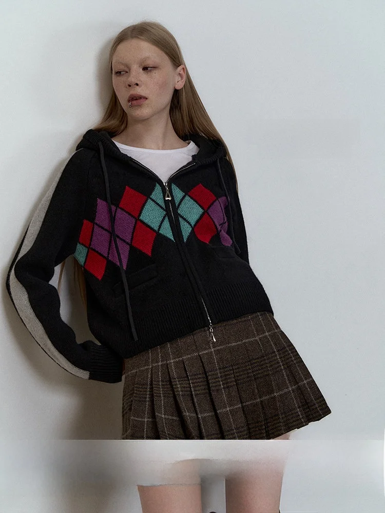 

Classic Diamond Pattern Zipper Hoodie Sweater CECI Autumn Thoughts Light Spring Series Women's Fashion Short Outerwear