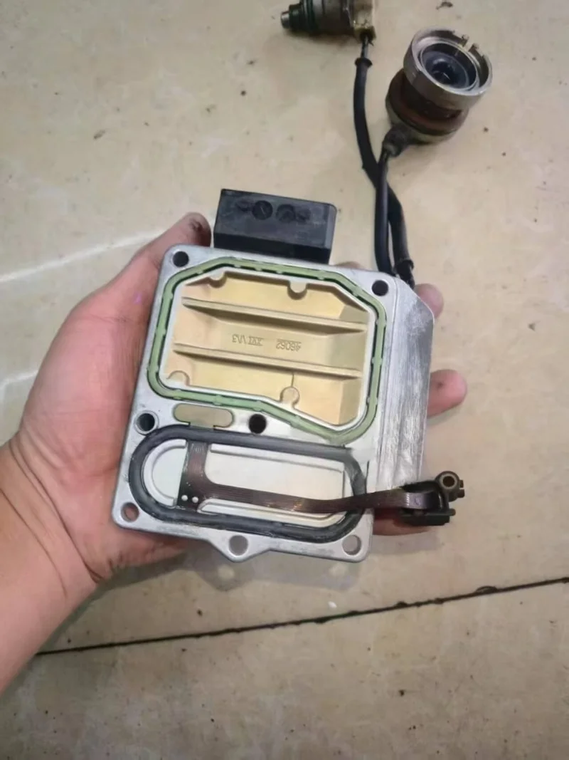 

Б/у блок управления двигателем VP44 (ECU) для двигателей ISUZU, восстановленный