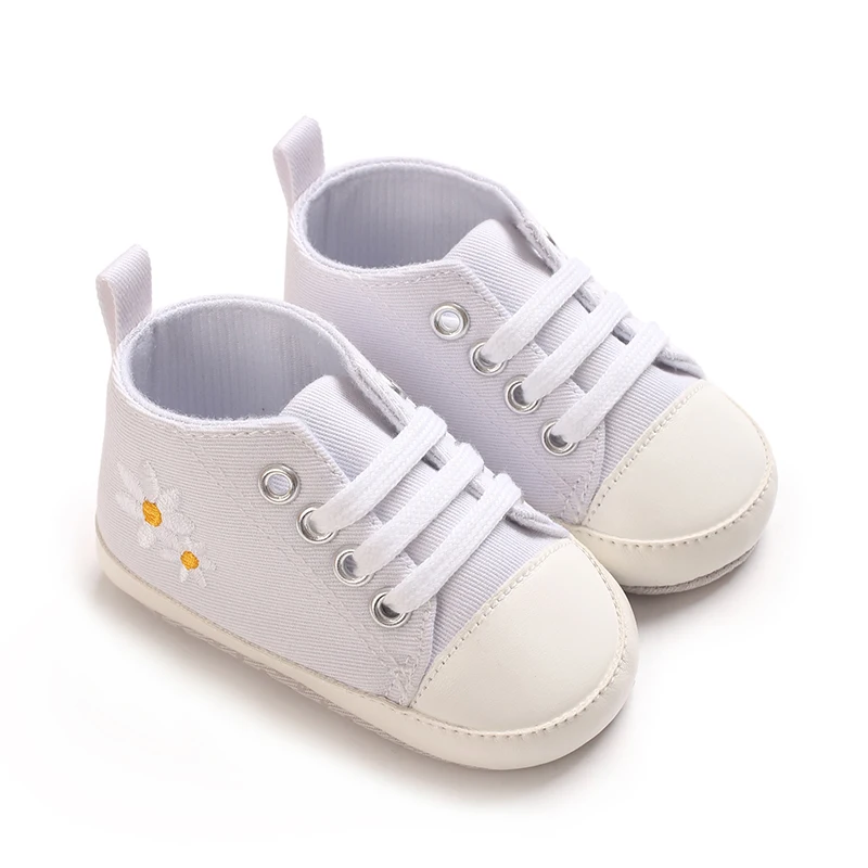 Spring And Autumn 0-18M Baby Walking Shoes Anti Slip Baby Daisy Embroidery Canvas Shoes Breathable Soft Soled Shoes Casual