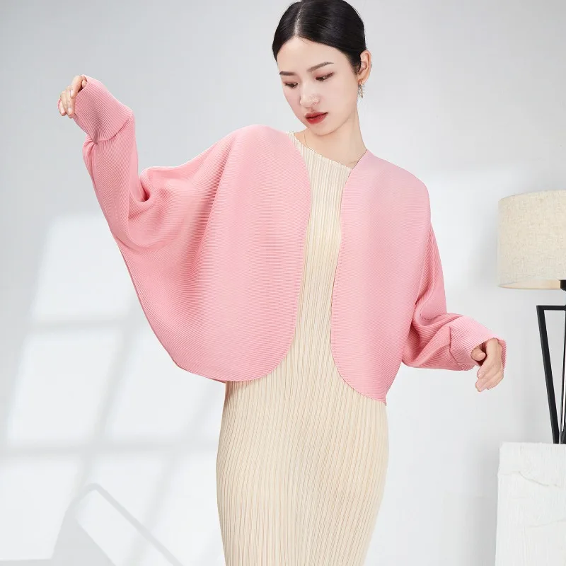 

Pleated Jacket Miyake Autumn Bat Sleeve Solid Color Knitted Cardigan Shawl Top Thin Comfortable Outdoor Sun Protective Clothing