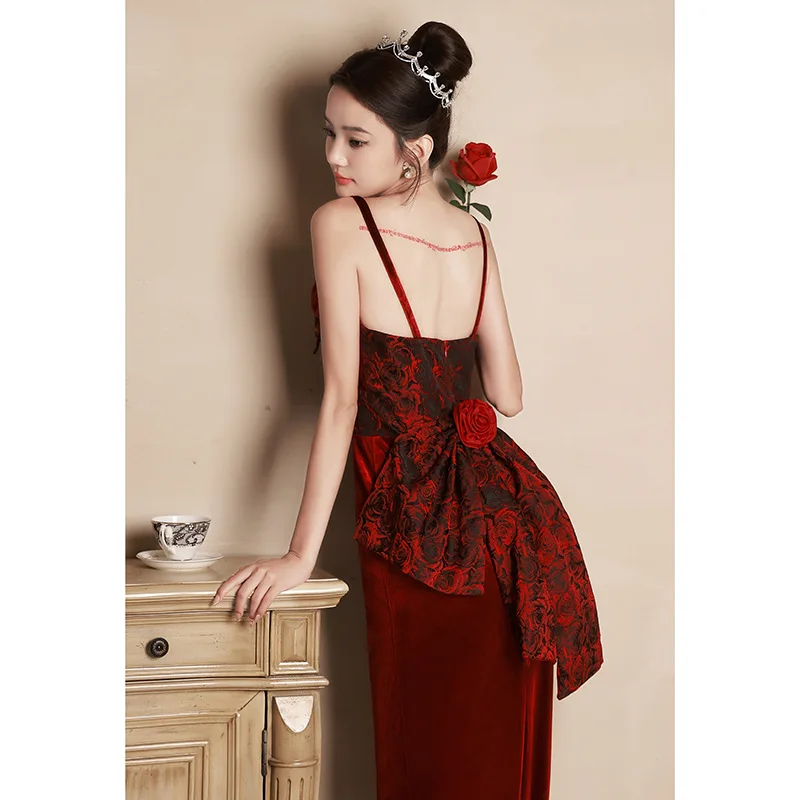 

Sexy Burgundy Velour Rose Print Wedding Dresses Spaghetti Strap Party Ball Gown Backless Long Mermaid Dress Toast Clothing Robe