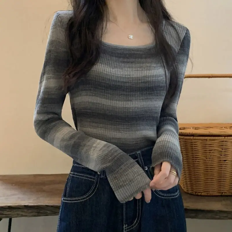 

Женская футболка с длинными рукавами, осень 2021, новая внутренняя облегающая и тонкая полосатая трикотажная рубашка-топ