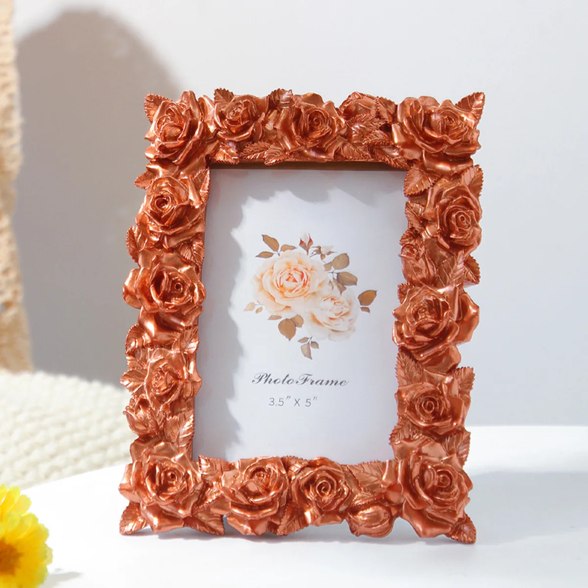 European-style copper-colored three-dimensional rose photo stand, three-dimensional rose-carved resin photo frame