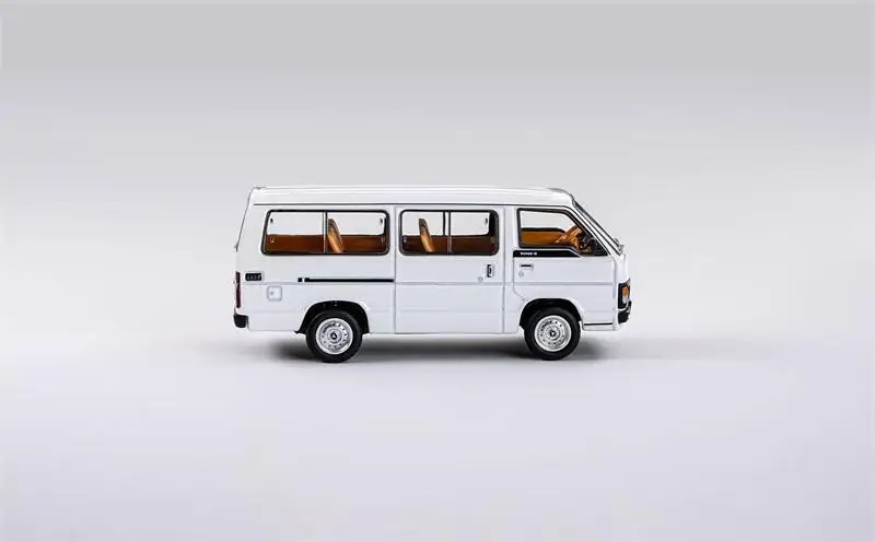 MASDI 1:64 H50 Hiace Die-Cast Car Model Miniature Gifts