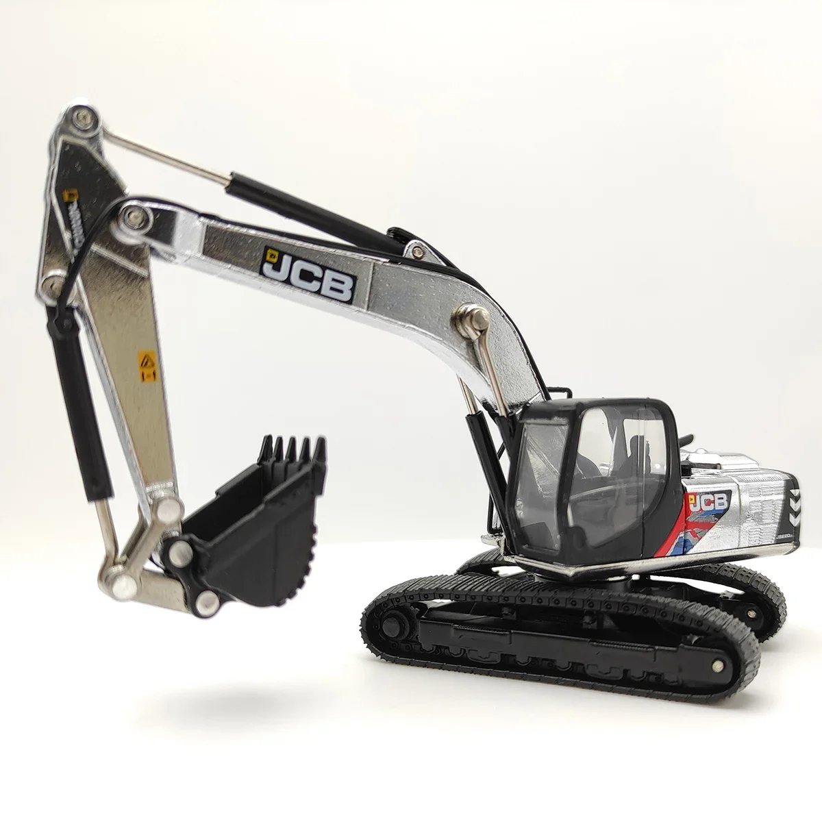 دييكاست 1:76 مقياس أكسفورد 76JS002 JCB JS220 آلة حفارة مجنزرة الهندسة سيارة سبيكة سيارة نموذج تحصيل لعبة هدية