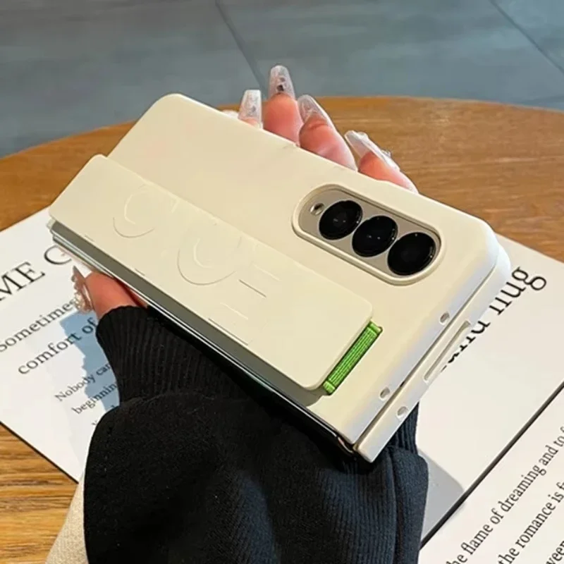 

Роскошный ремешок-держатель для телефона, чехол для Samsung Z Fold 7, ультратонкий матовый силиконовый чехол из ПК для Samsung Z Fold 6 5 4 3