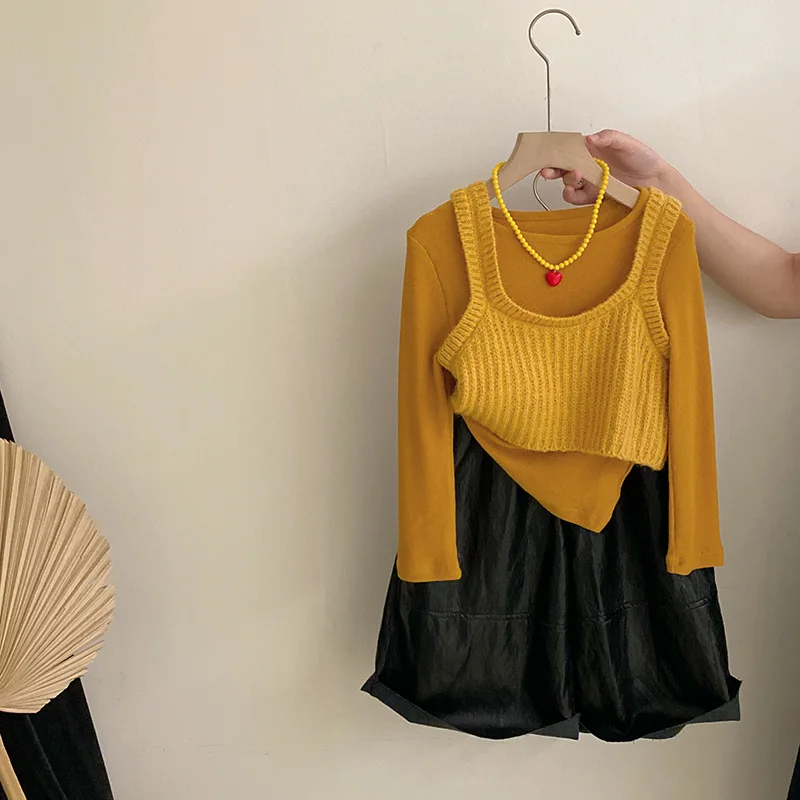 

Girls' Autumn New Knitted Vest Solid Color Bottoming Shirt 2025 Temperament Loose Wide-leg Leather Pants Three-piece Set