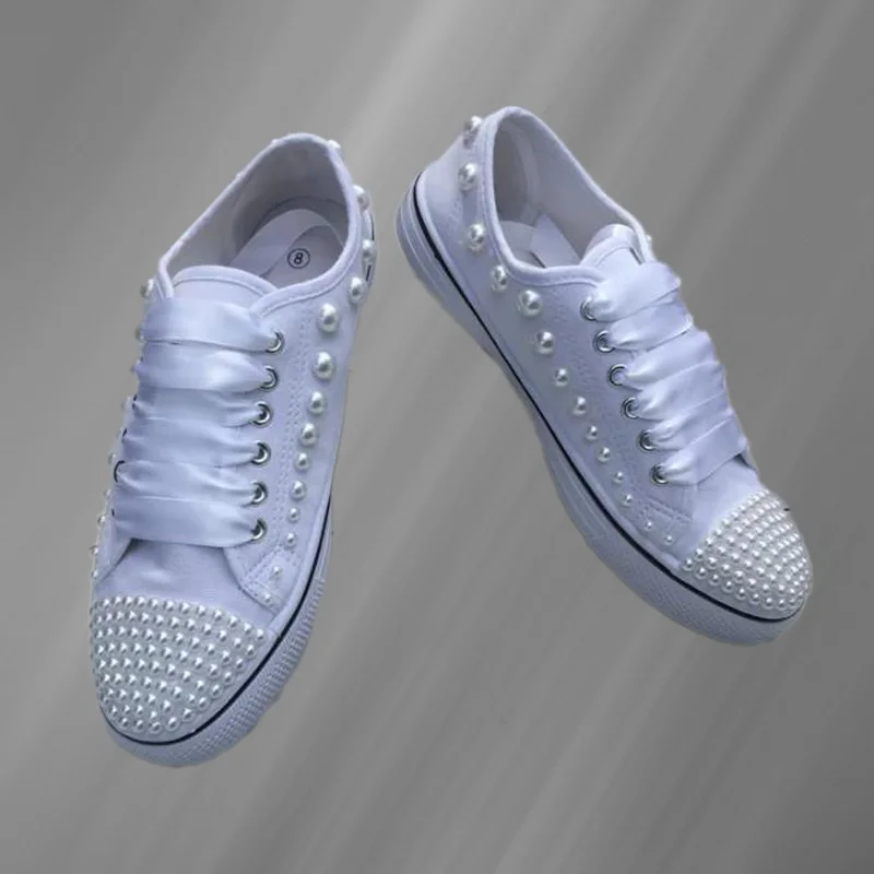 Branco low-top pérola fita acessórios estilo personalizado sapatos de lona integrados esportes casuais sapatos femininos 35-46