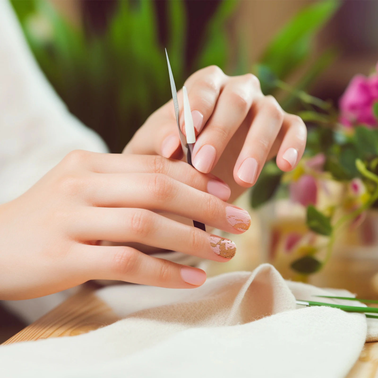 Suministros de decoración de uñas de gasa de malla de lámina dorada para mujer, decoración de manicura Diy, diseño de uñas femenino ligero y duradero