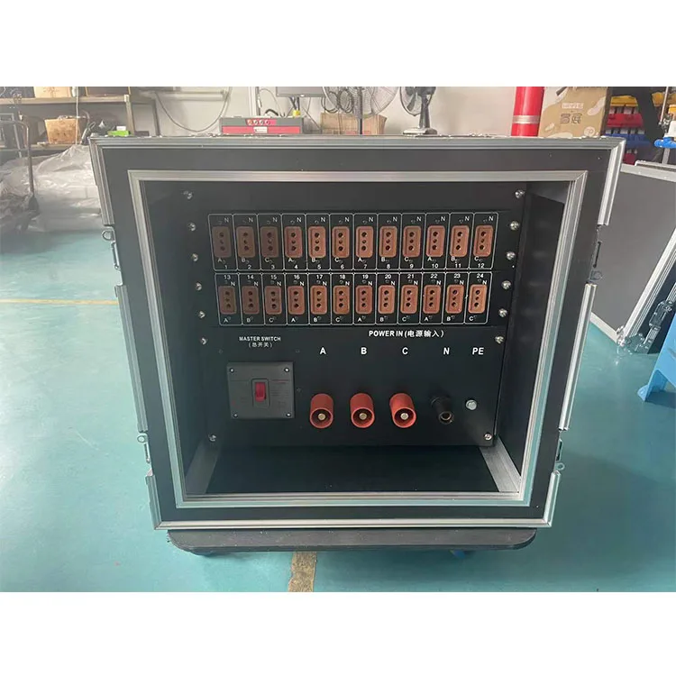 Separate switch three-phase independent voltage 24-way 4KW combined power supply through cabinet