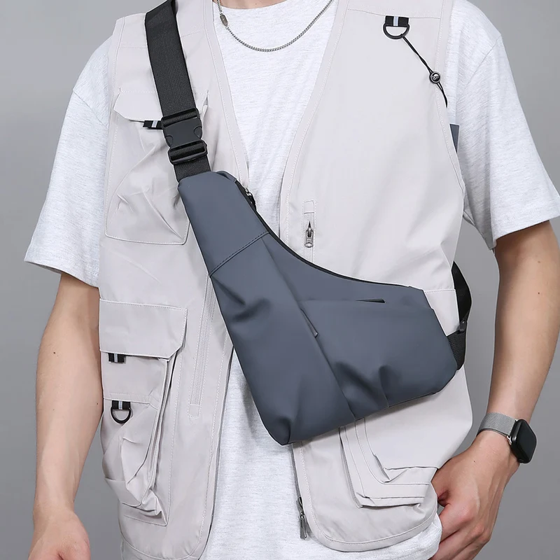 Men's Versatile Casual Chest Bag Multi-color Option Crossbody Shoulder Bag for Outdoor Daily Commuting Outings