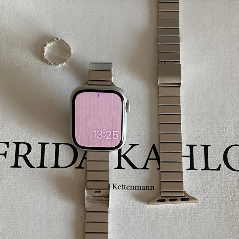 Cinturino in metallo acciaio inossidabile per Apple Watch 44mm 40mm 45mm 41mm 42/46mm 49mm Bracciale per iWatch Ultra Series 10 9 8 SE 7 6 5 4