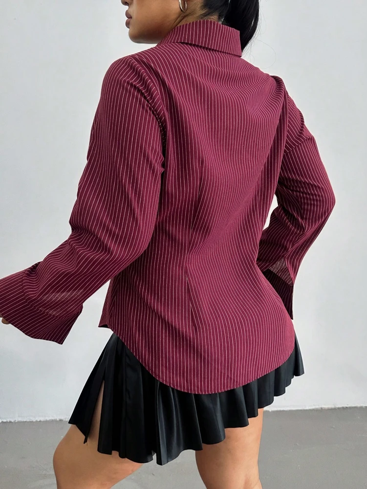 PLUS ขนาด College Stripe Slim เสื้อแขนยาวแฟชั่น Graduation Season เสื้อแขนยาวคอ 2025 ใหม่