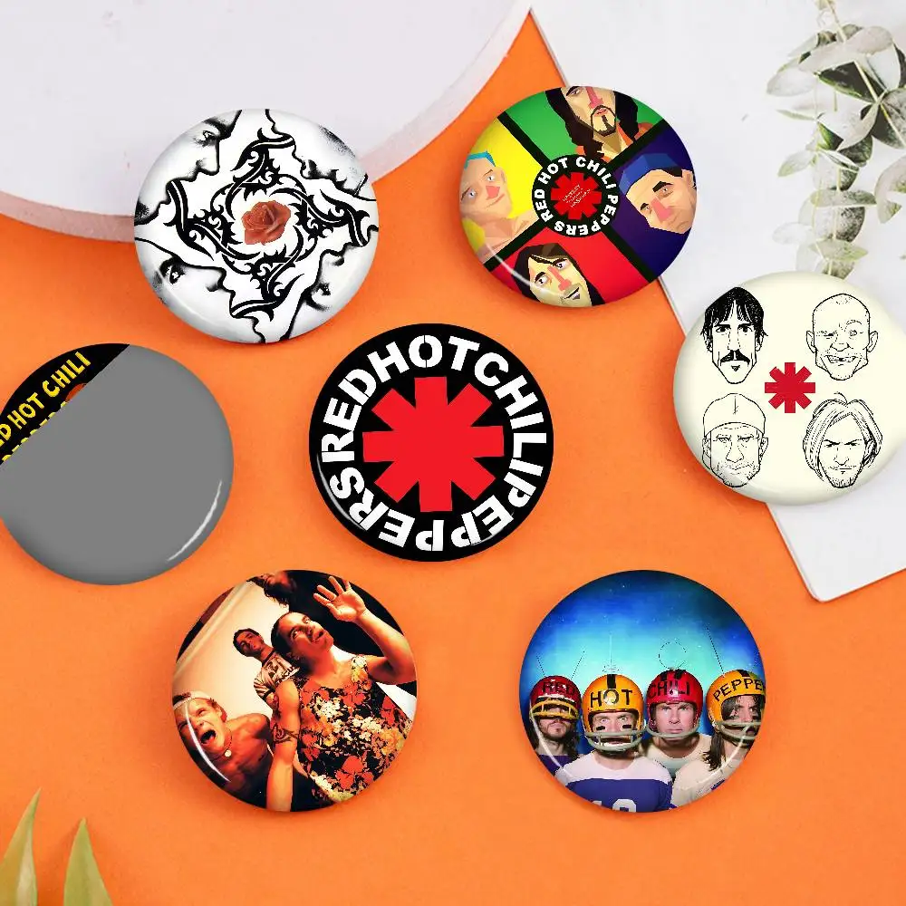 Popular Rock Band Red Hot Chili Peppers Soft Button Pin Bright Printed Icon Gift For Friends Badge Collar Brooch Lapel Pin Metal
