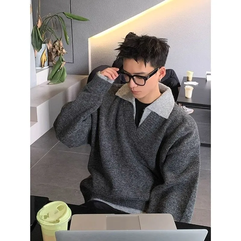Koreanischer Retro-Spleiß-Fälschungs-Zweiteiler mit Polokragen für Herren im Herbst und Winter, lockeres, lässiges Pullover-Pullover-Oberteil