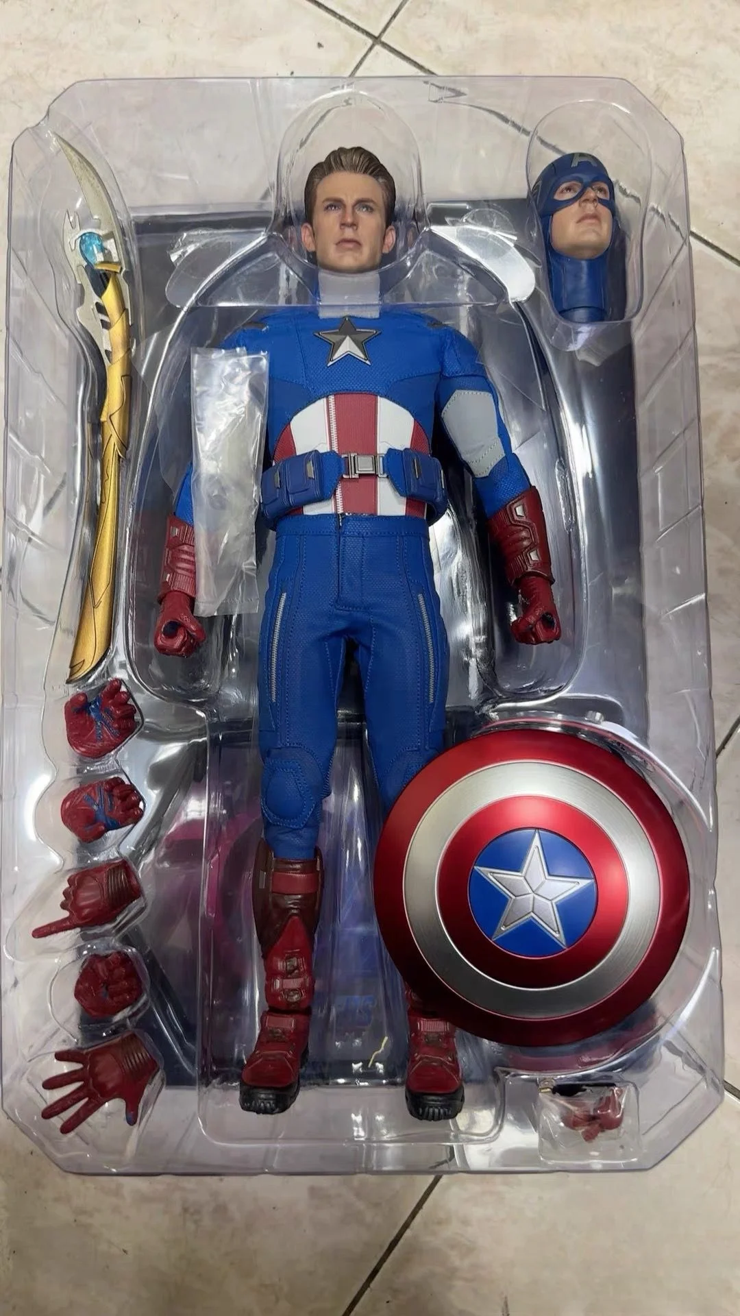 

In Stock Ht Original Hottoys Mms563 2012 Version 1/6 The Avengers 4 Endgame War Captain America Action Figure Good Birthday Gift