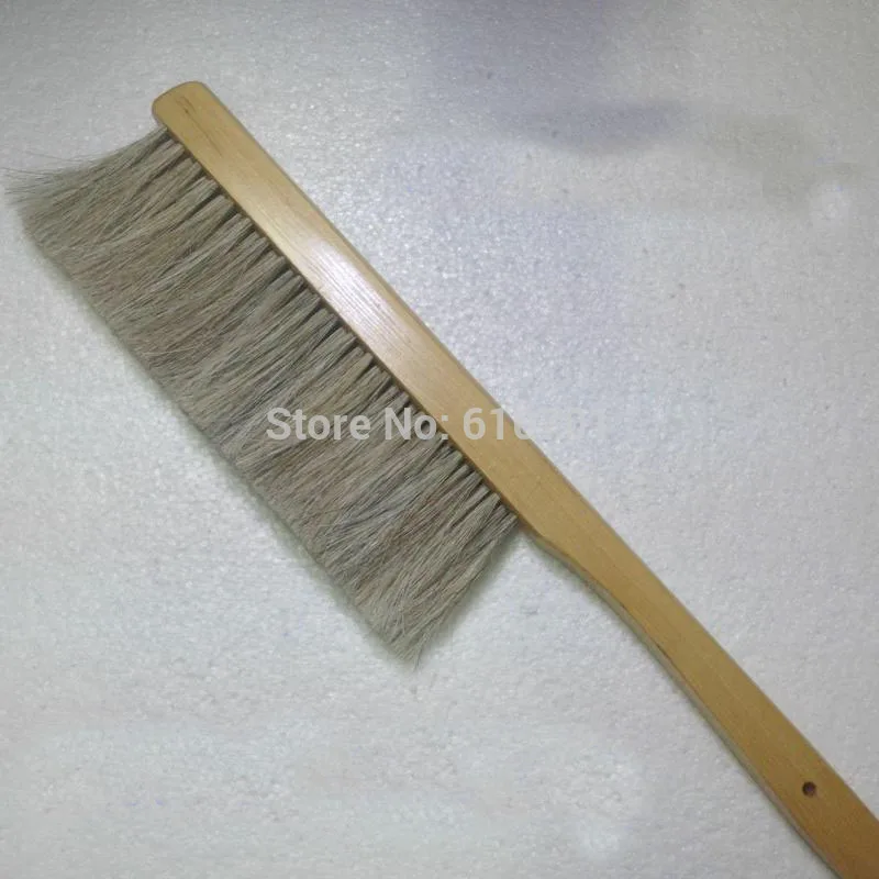 1PCS Natural Beekeeping Bee Hive Brushes long wooden handle Three Rows of Bee Flicking Horsetail Bee