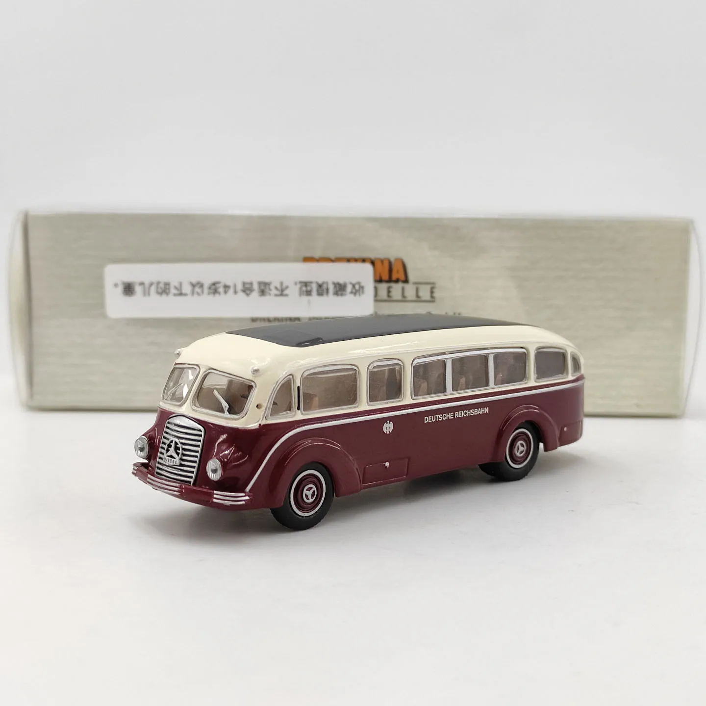 modele-de-bus-en-plastique-brekina-a-l'echelle-1-87-benz-ho-mb-lo-3500-52432