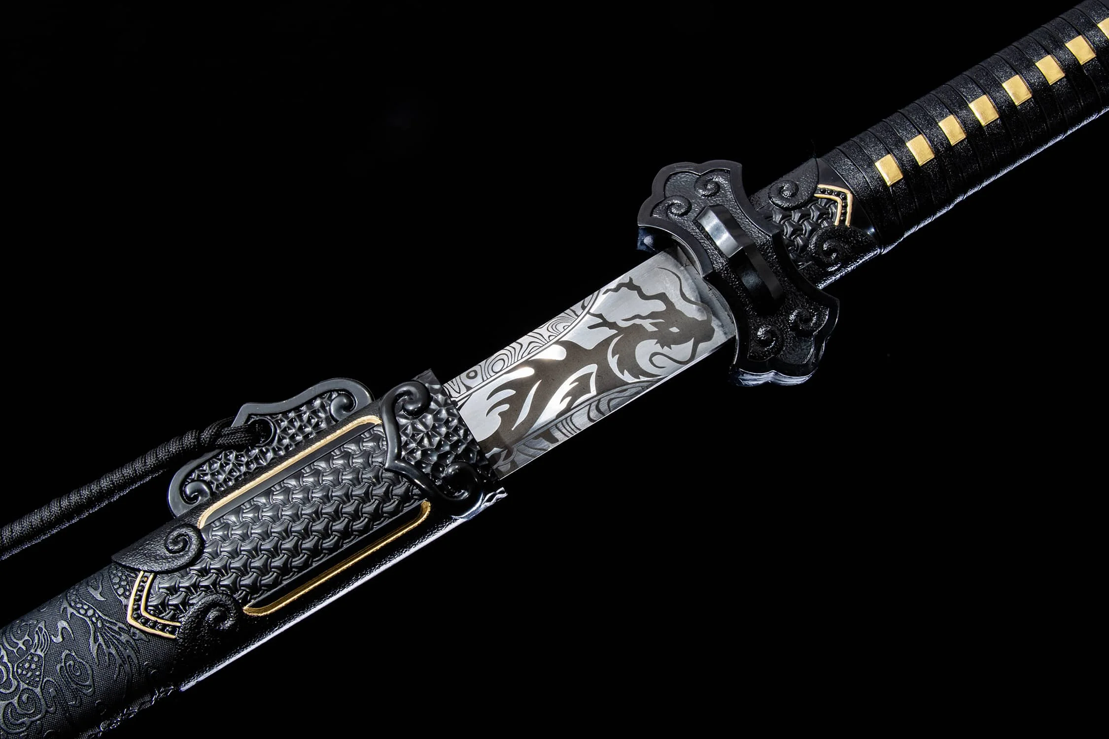 

106 cm Black dragon broken armour Tang Sword katana training true steel medieval handsome smart fighting weapon sword full tang