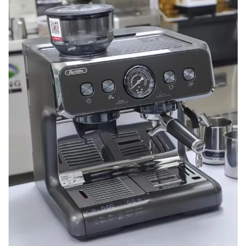 

Coffee and Coffee Shops Use Commercial Coffee Machines.