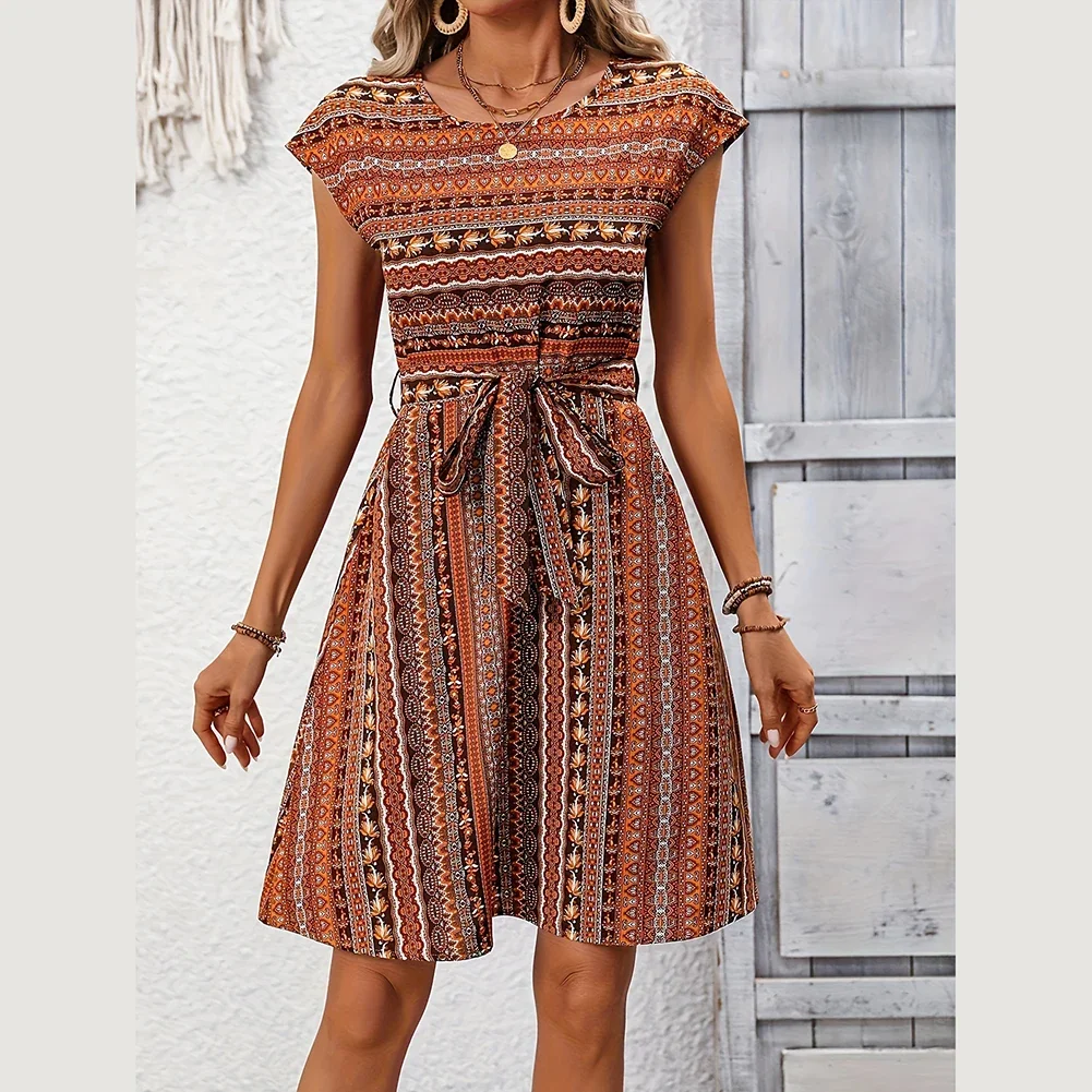 Oddychająca sukienka z nadrukiem w stylu etnicznym Sukienka w paski Modna sukienka z okrągłym dekoltem Sukienka z nadrukiem