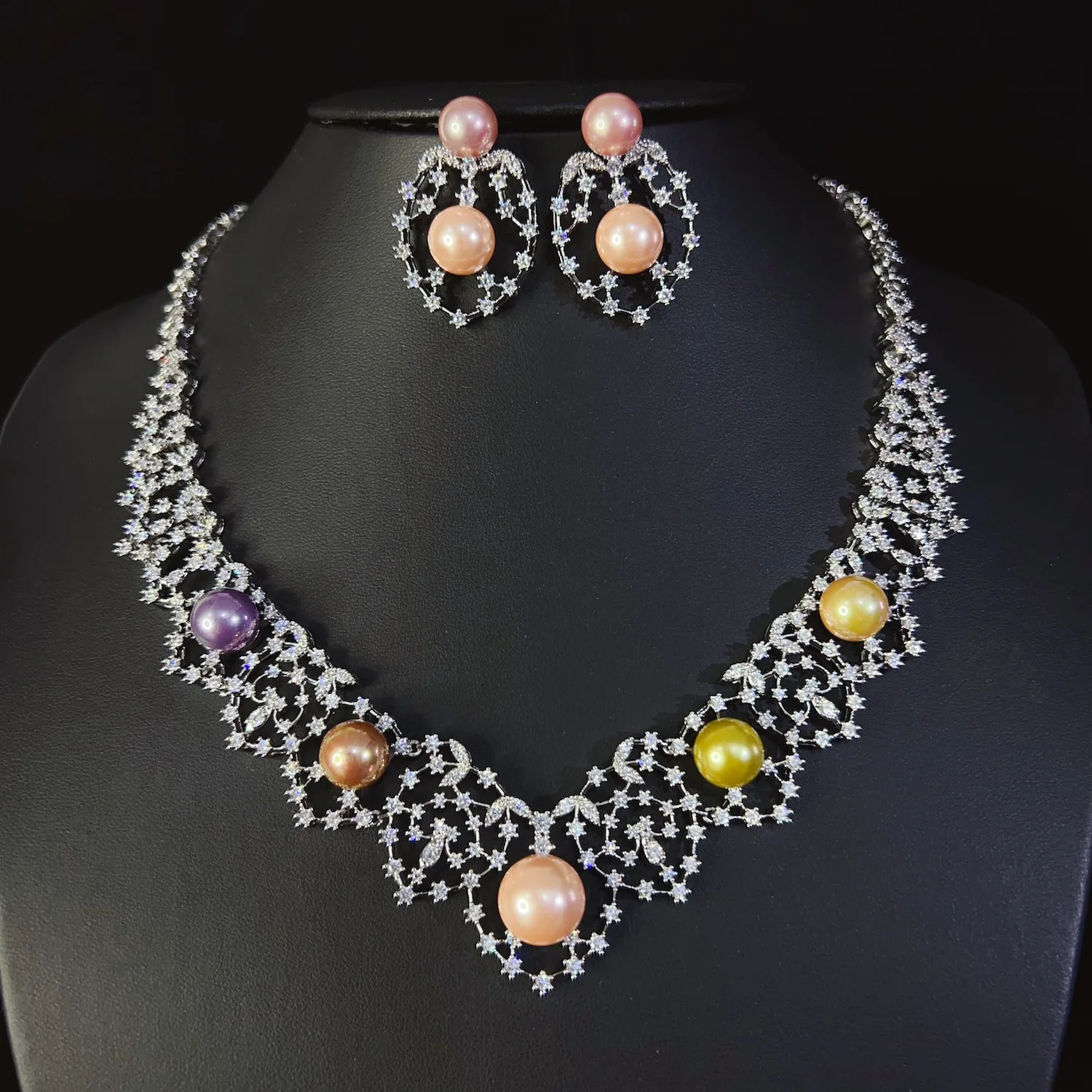 Elegant Gentle Jewelry Colored Pearl Necklace and Earring Set Middle Eastern Women Suitable for Wedding Bridal Party Gifts M1154