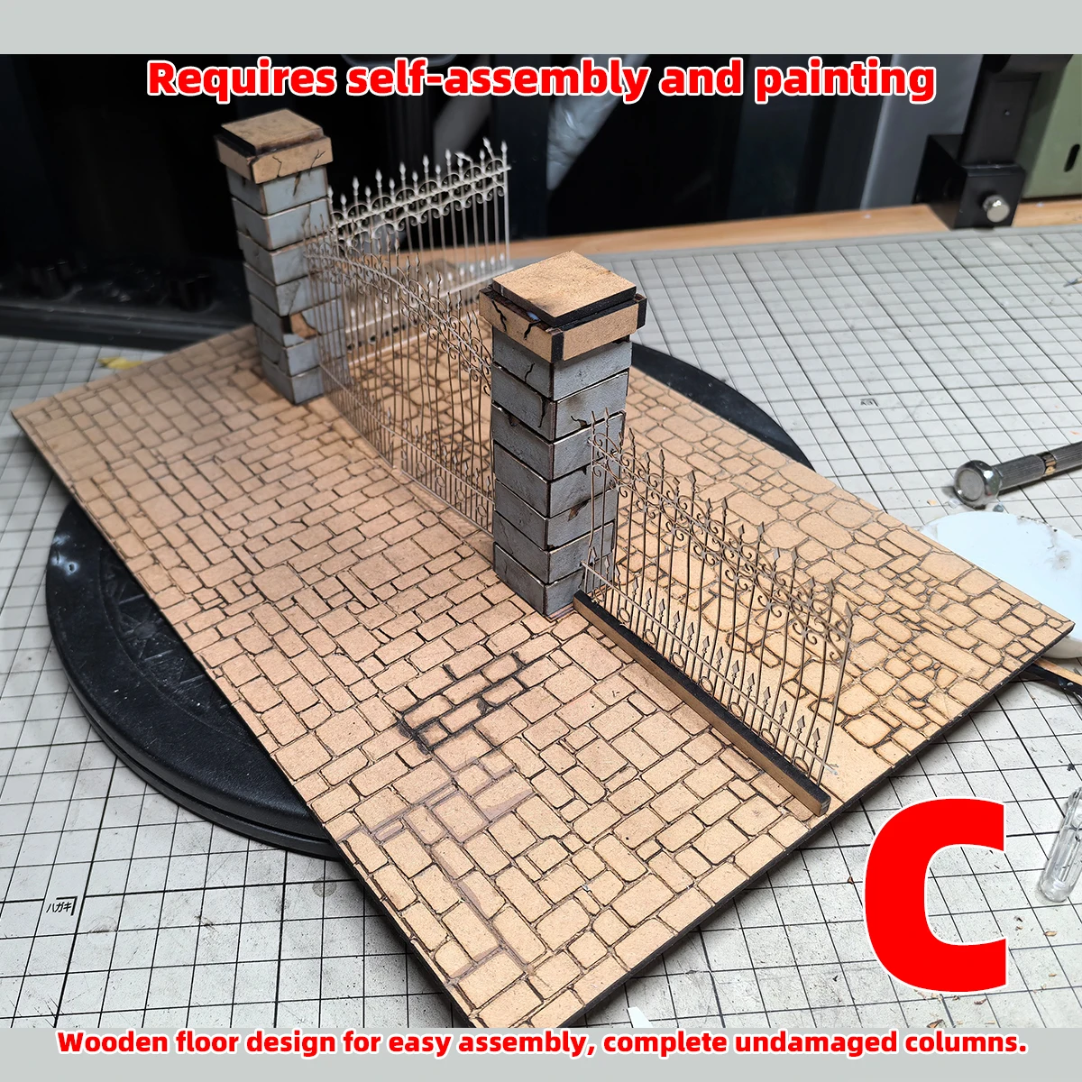 Architektonisches Modell zum Zusammenbauen, Miniaturgebäude, Architektur, Innenhof, Tor, Umzäunung, Mauer, Haus, Diorama, Maßstabsgetreues Modellbauset 1/35 – Detail 4