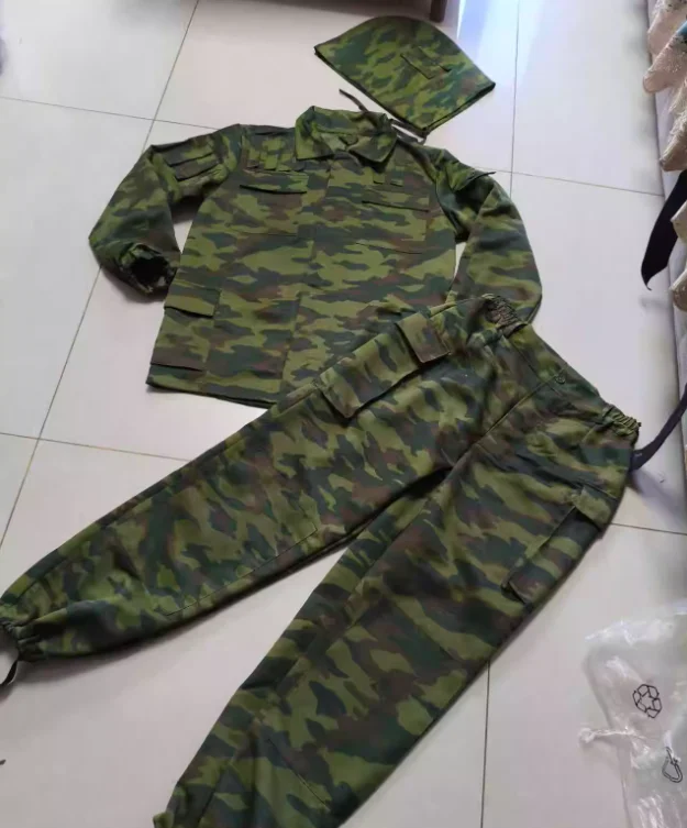 الروسية 97 فلورا التمويه موحدة رجل بدلة الغابة الخضراء تشمل سترة السراويل