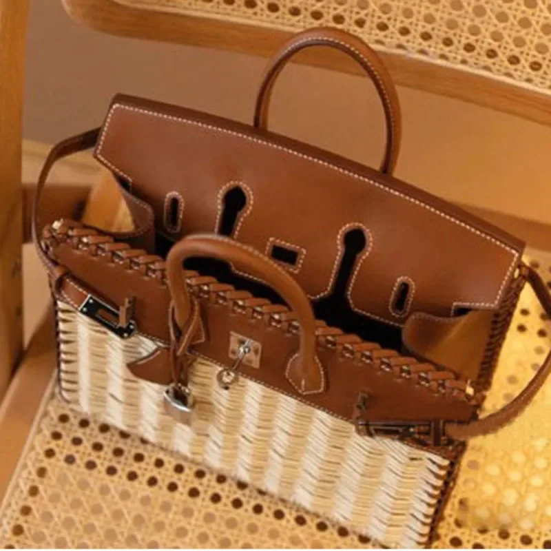 New Rattan Woven Hand bags for Women Vacation Beach Camera Bag Fashion Purse Girlfriend Gift Tote Bag Straw Headphone Bags