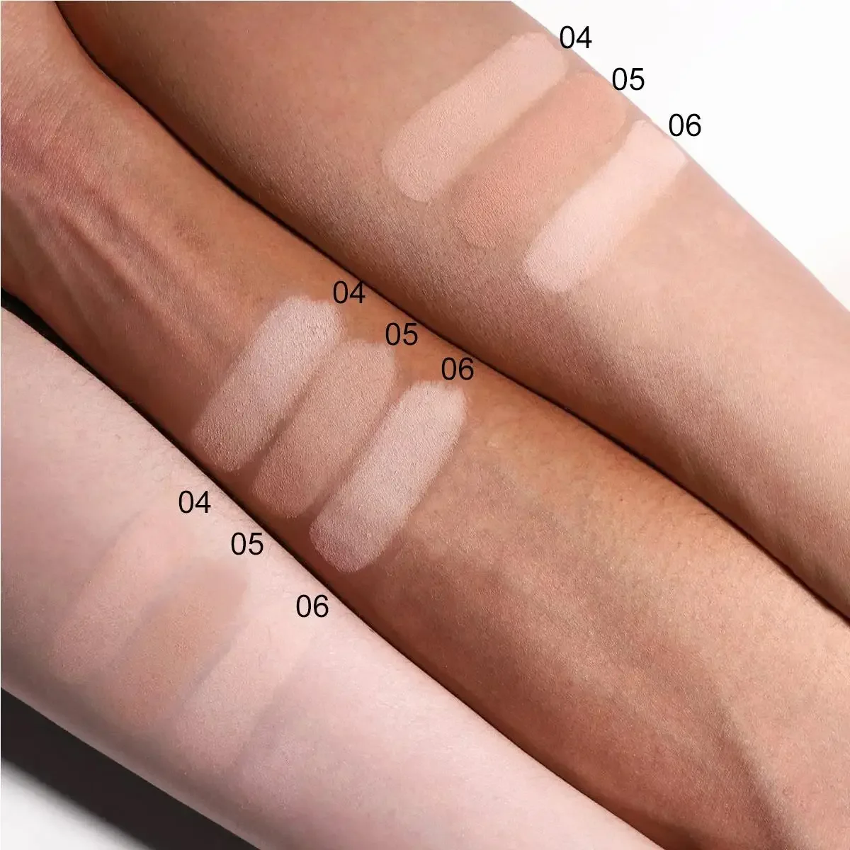 พาเลทไฮไลท์ติดทนนาน กันน้ำ ควบคุมความมัน เบาสบาย ช่วยให้ผิวกระจ่างใส คอนทัวร์ แป้งเซ็ตติ้ง แต่งหน้า 3 สี