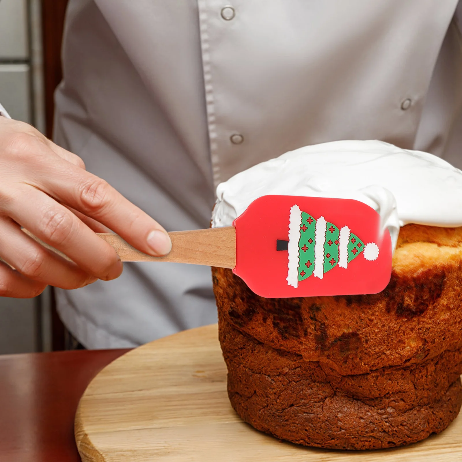 

1pcs Christmas Cake Spatula Silicone Wood Handle Gingerbread Pattern Baking Tool For Cream Butter Cheese Spreading Kitchen