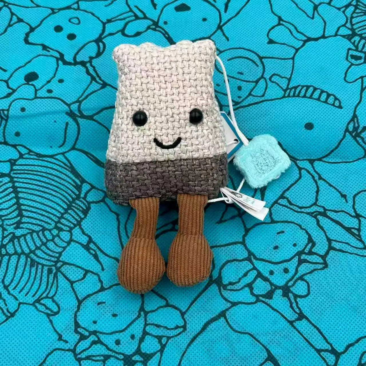 Hot tea bag Jc Cute Plush Toy label cute girl bag charm plush toy keychain Kawaii plush toy Limited New Gift bag