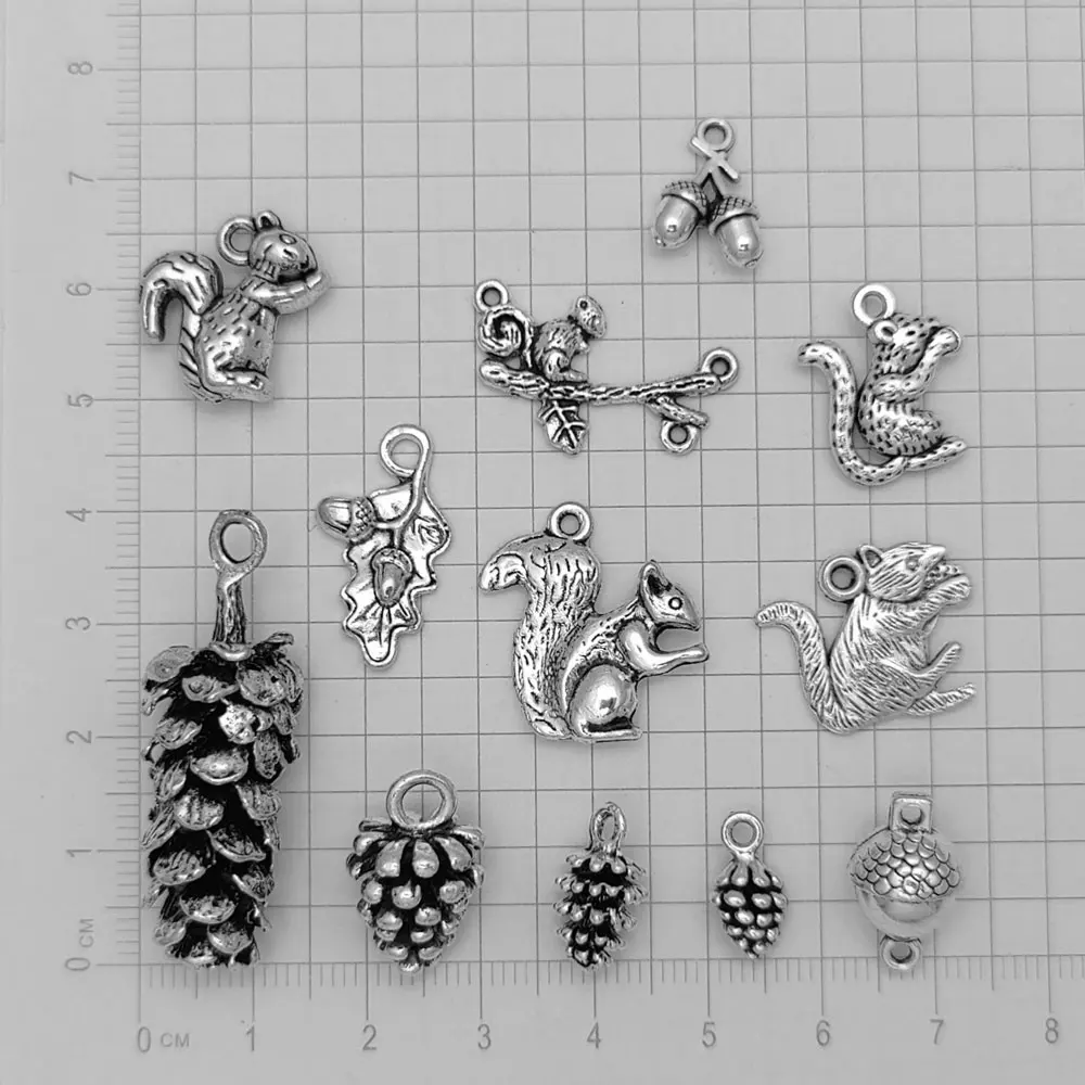 Antique Silver Plated Christmas Squirrel Charms Xmas Pine Nut Acorn Pendants For Diy Earring Jewelry Making Supplies Accessories