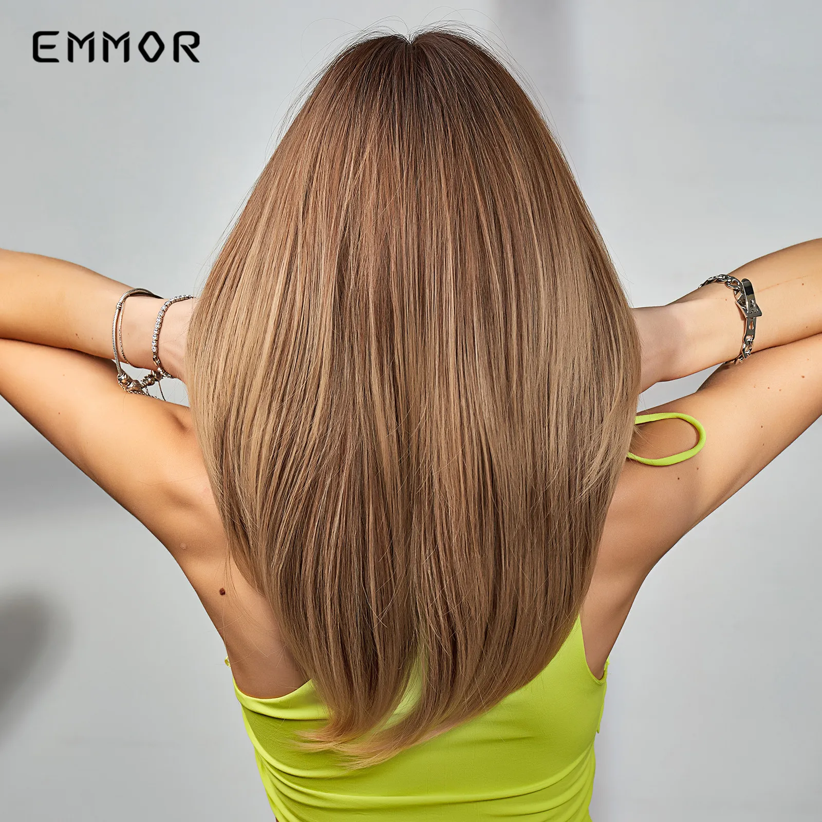 Emmor สังเคราะห์สีดำ Ombre วิกผมสีบลอนด์ Bangs วิกผมผมคอสเพลย์ความร้อนธรรมชาติวิกผมสำหรับผู้หญิงทุกวันวิกผม