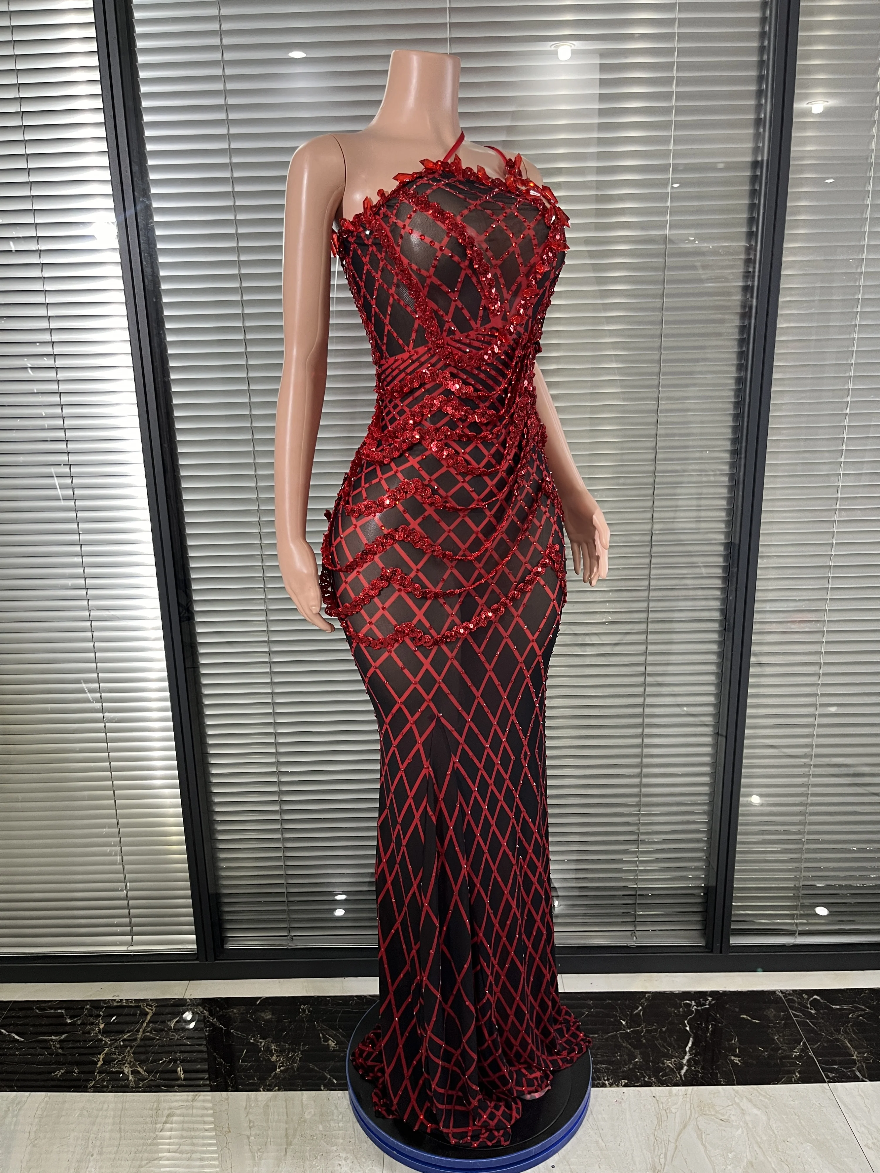 Opulenta eleganza rubino scintillante paillettes cristalli sexy maglia maxi abito da sera celebra festa di compleanno discoteca costume di scena