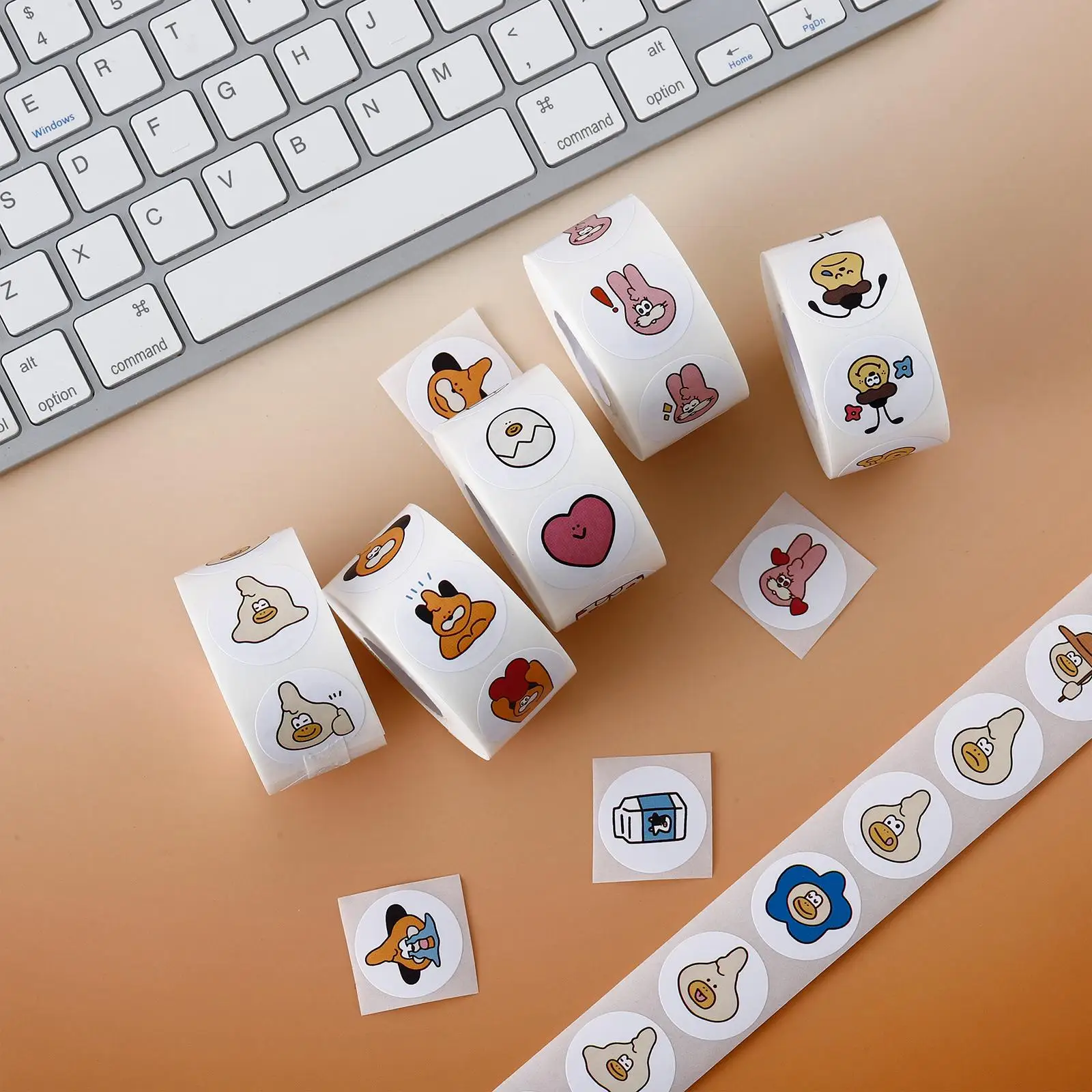Funny Animals Facial Expression Bag Cartoon Sticker Cute Round Sealing Sticker Envelope Gift Gift Box Packaging[Sealing Sticker]