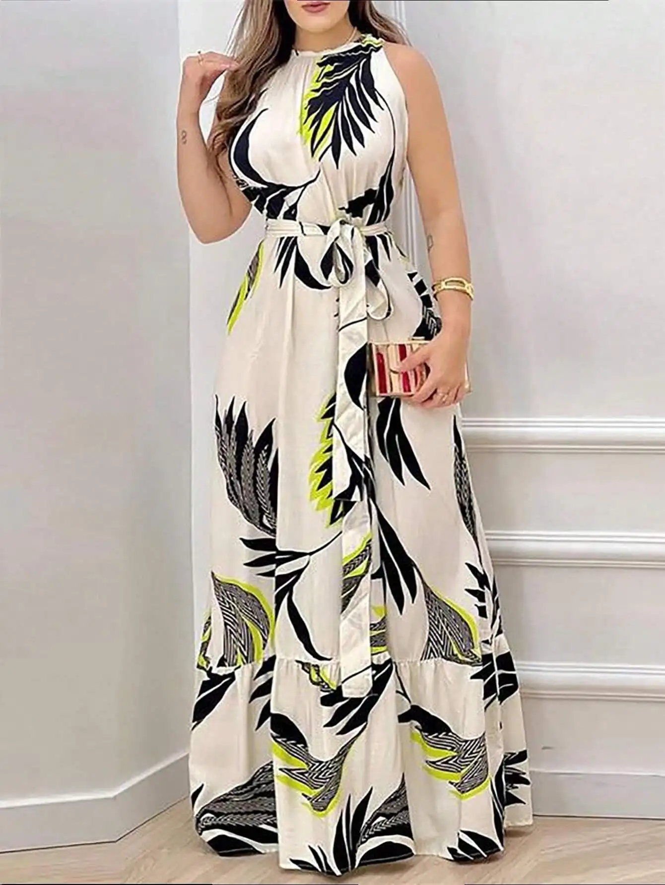 

Женское макси-платье без рукавов с ботаническим принтом, поясом на талии, оборками по низу, А-образного силуэта