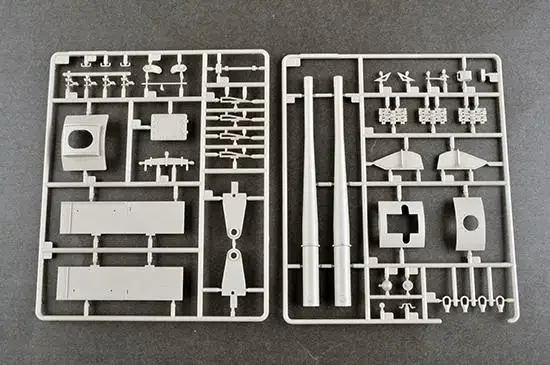 Trumpeter 09589 1/35 scale Su-100Y Self-Propelled Gun model kit